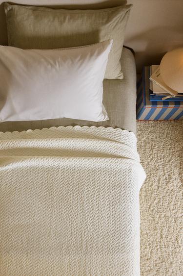 Zara KIDS' MINI WAFFLE BEDSPREAD - Ecru