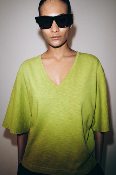 V-NECK T-SHIRT - Pistachio by Zara