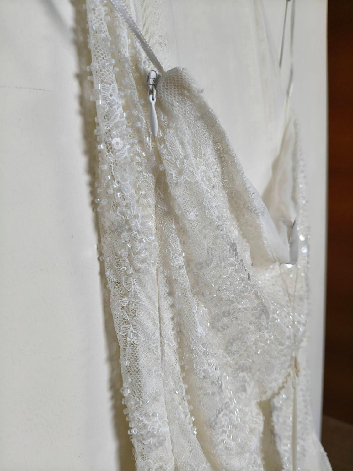 EMBROIDERED LACE HALTER DRESS - Image 4