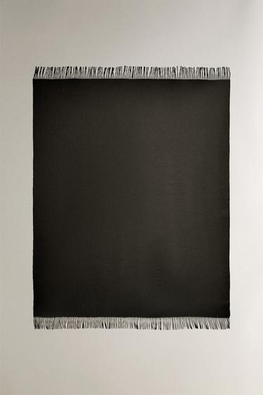 FRINGED SOFT THROW - Khaki by Zara