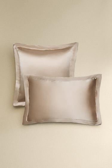 MULBERRY SILK PILLOWCASE - Brown / Taupe by Zara