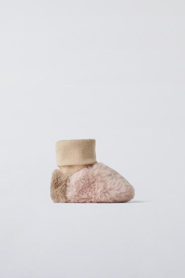 SOCK HOUSE SLIPPERS - Pink by Zara