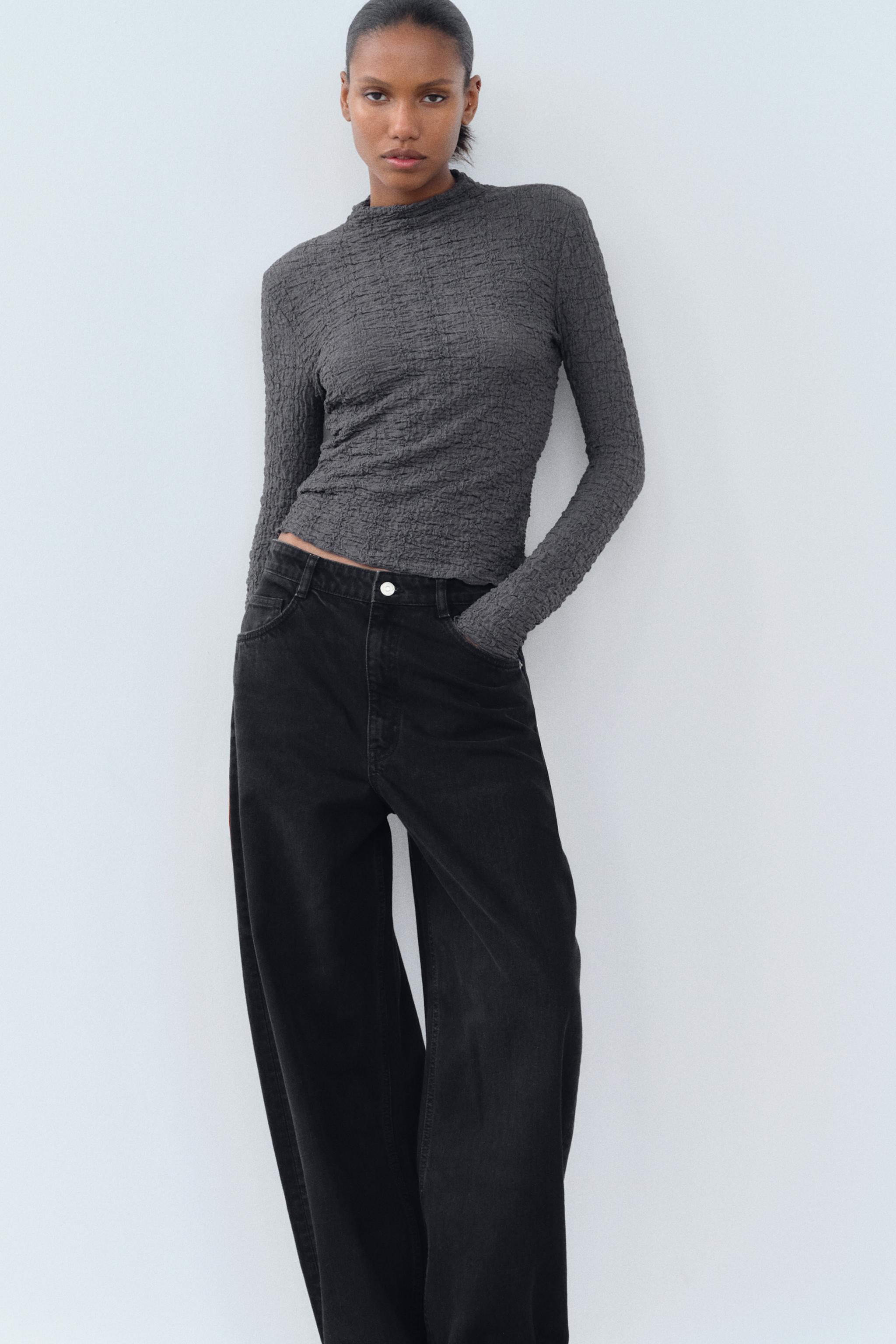 ★ドイツ発*ZARA*新作*テクスチャースリーブレストップ/GR★ パフテクスチャー トップス X FANGLU LIN - モールグレー | ZARA