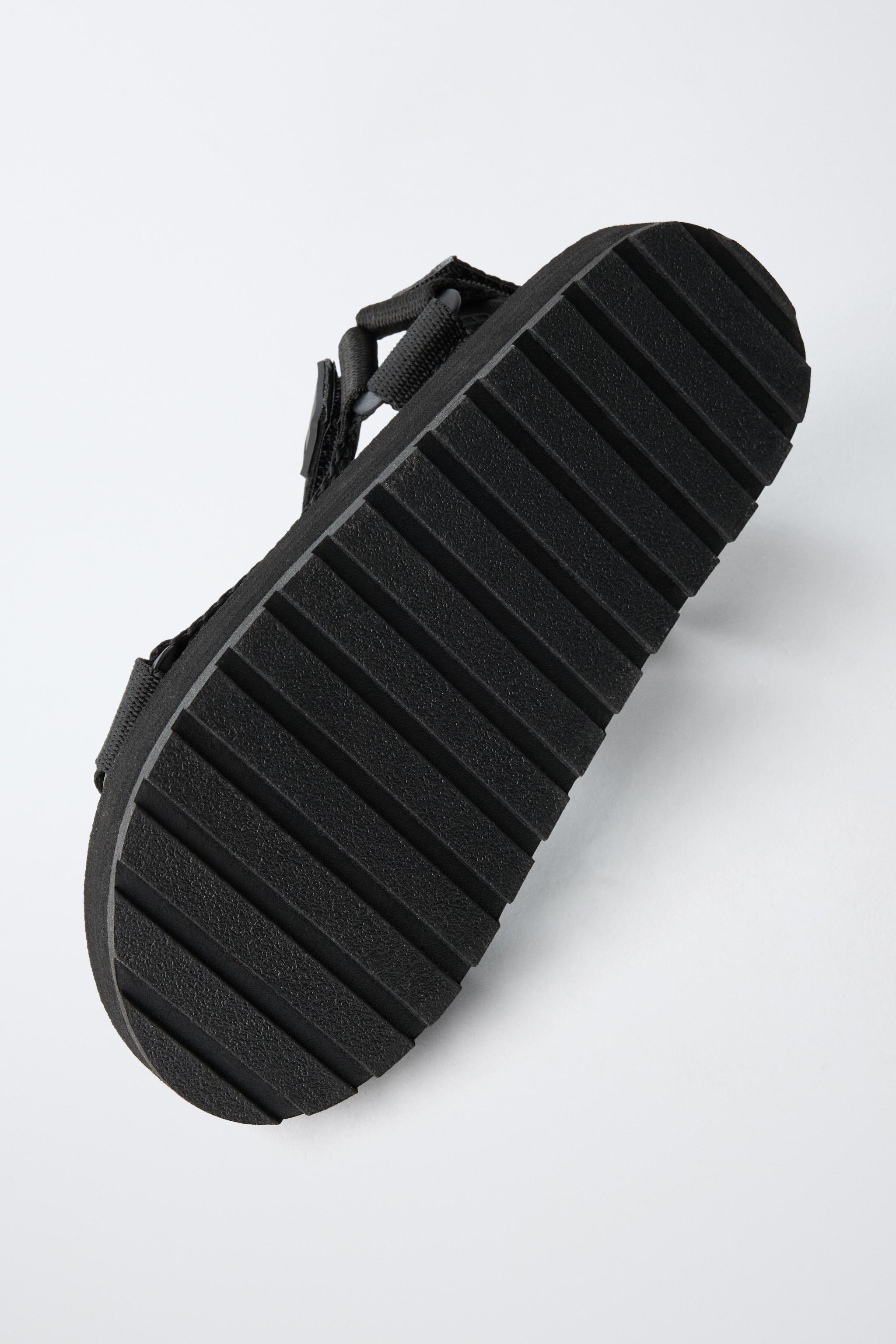 TECHNICAL SANDALS