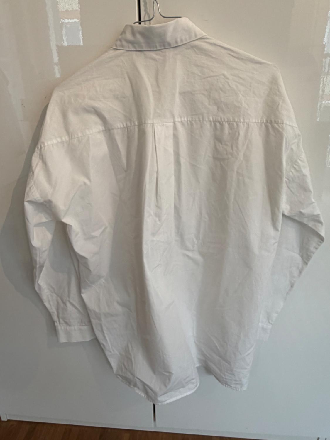 WONDERFUL SHIRT WITH PRINTS, SIZE XS - Image 4
