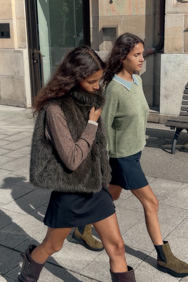 GILET EFFET FOURRURE - Gris taupe de Zara - Image 2