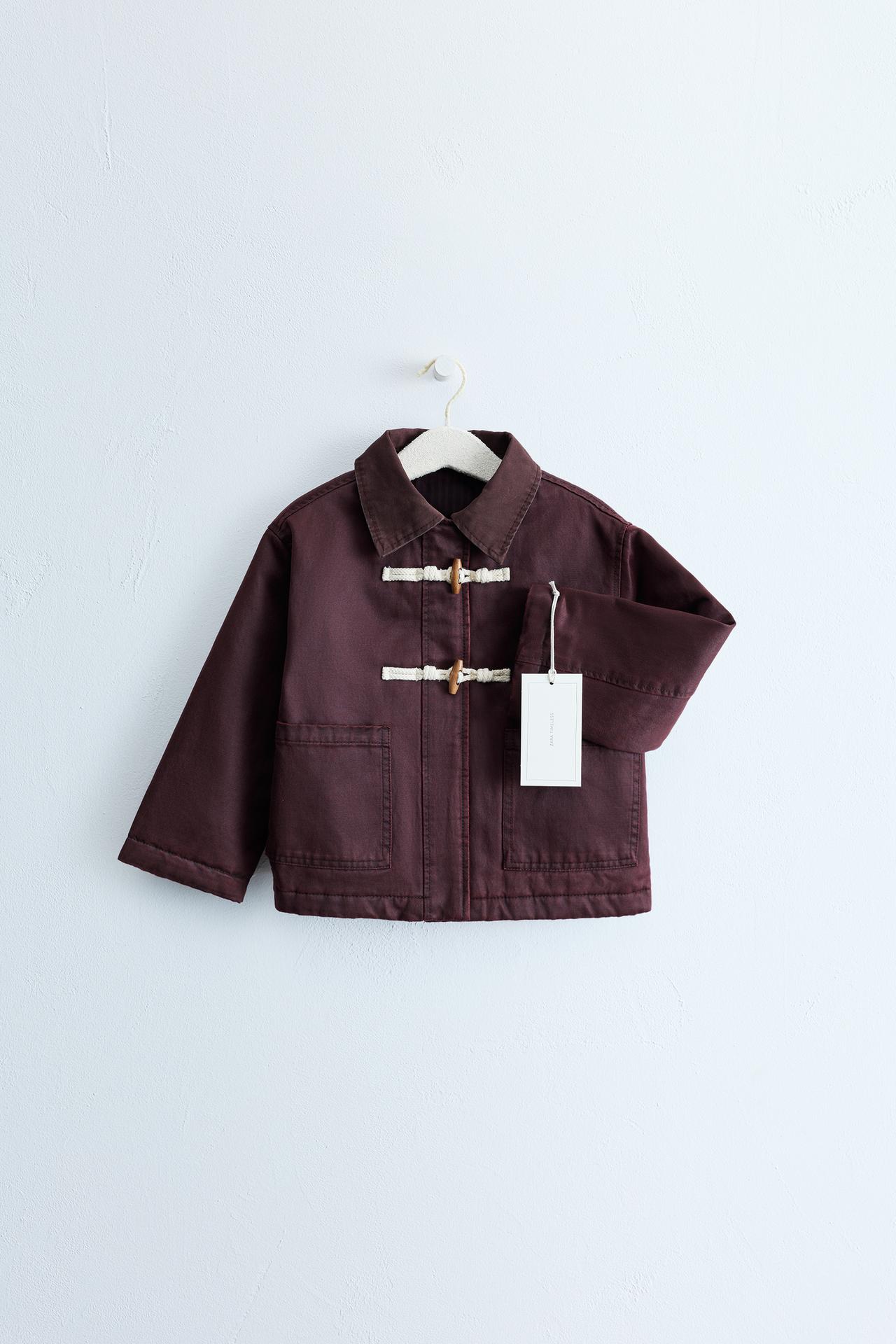 ZARA TIMELESS — КУРТКА С ВОЩЕНЫМ ЭФФЕКТОМ И ЗАСТЕЖКОЙ НА КЛЕВАНТЫ