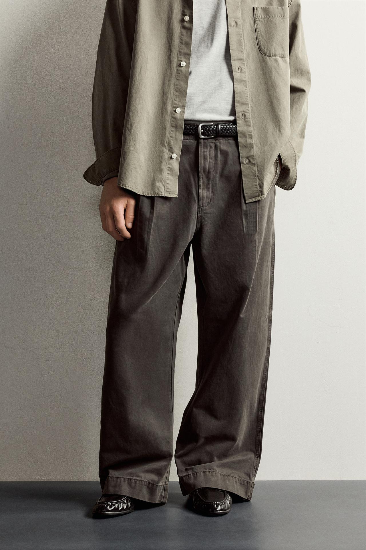 WIDE-FIT CHINO PANTS — Brown