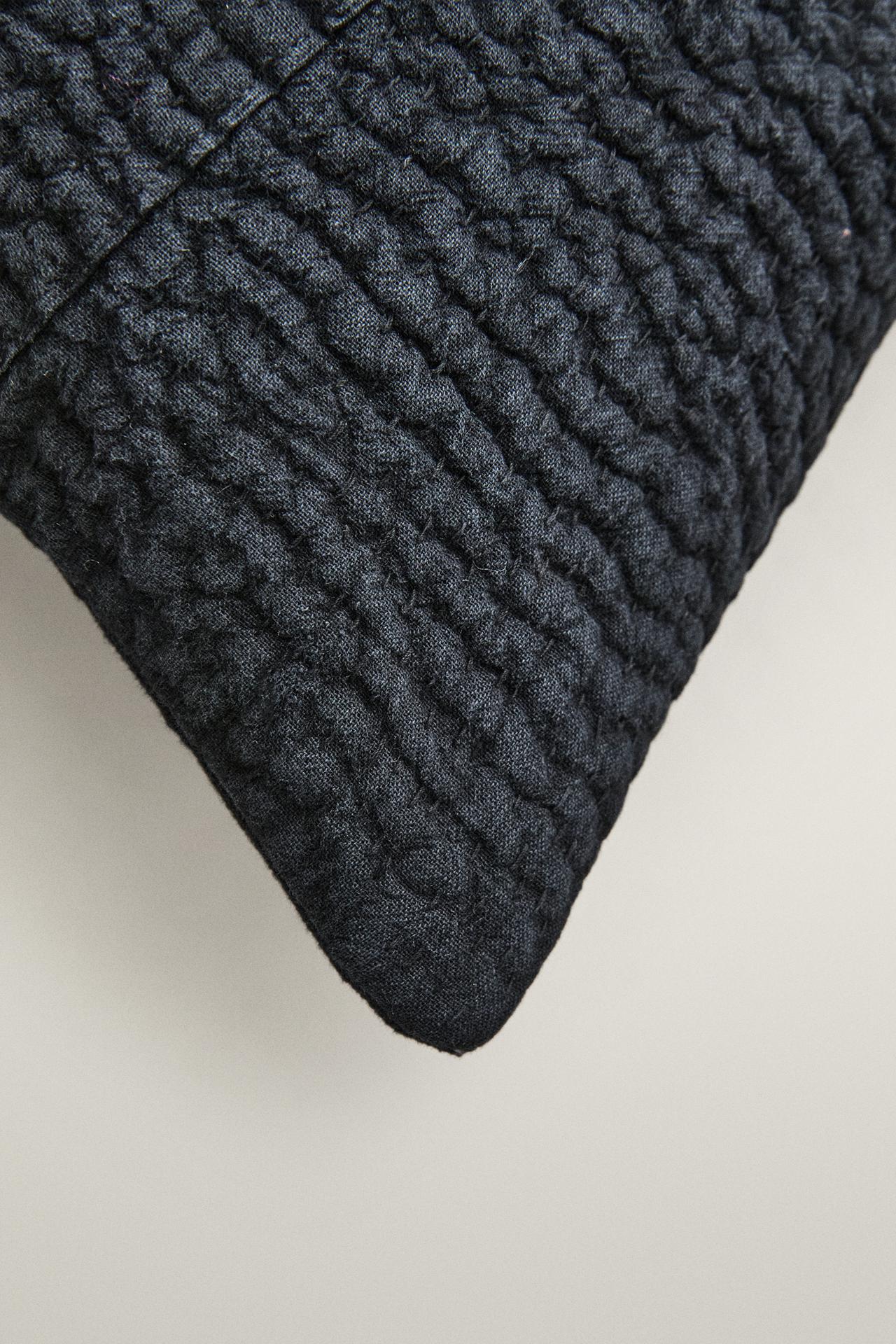 GATHERED QUILTED CUSHION COVER — Blue