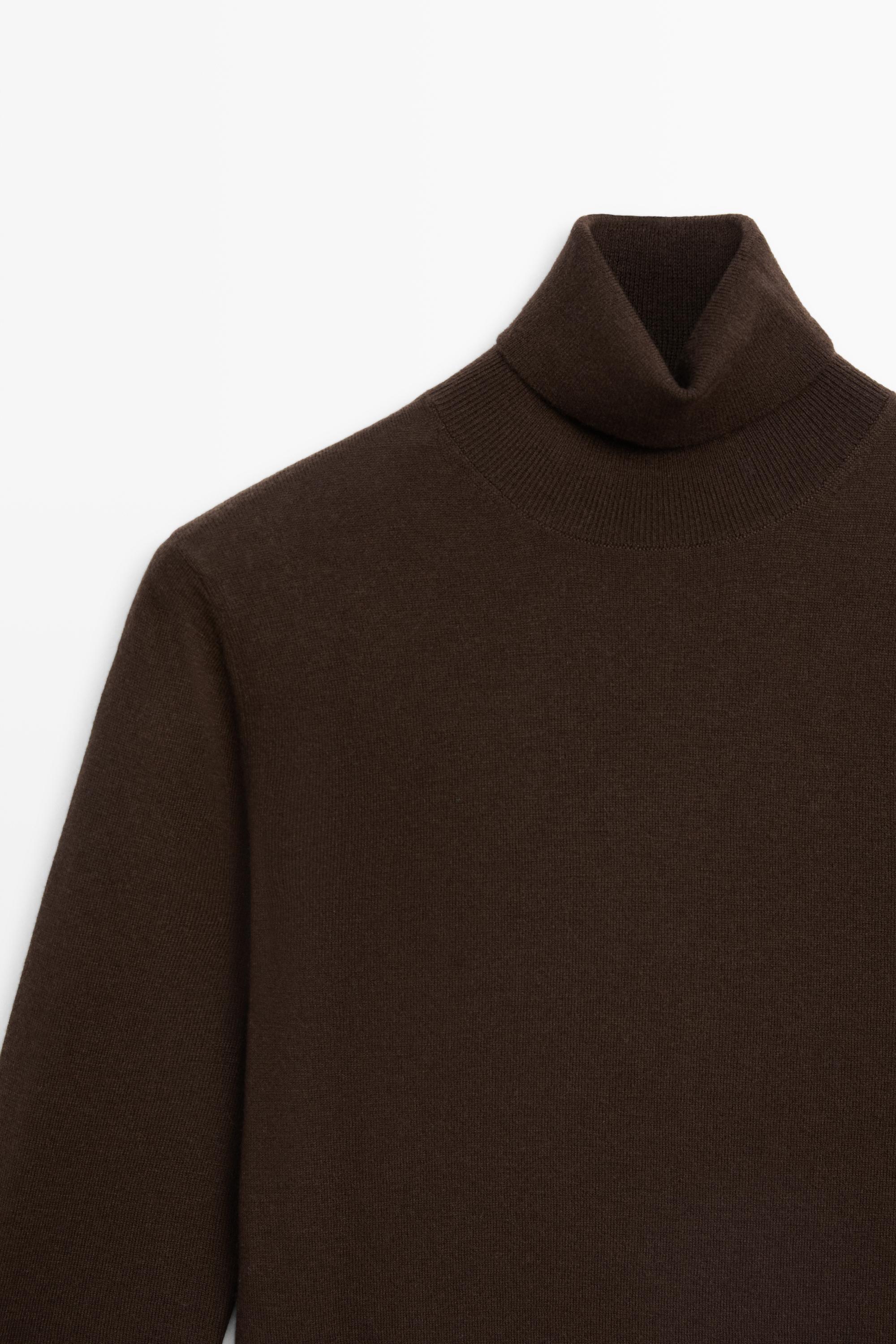 Wool blend turtleneck knit sweater
