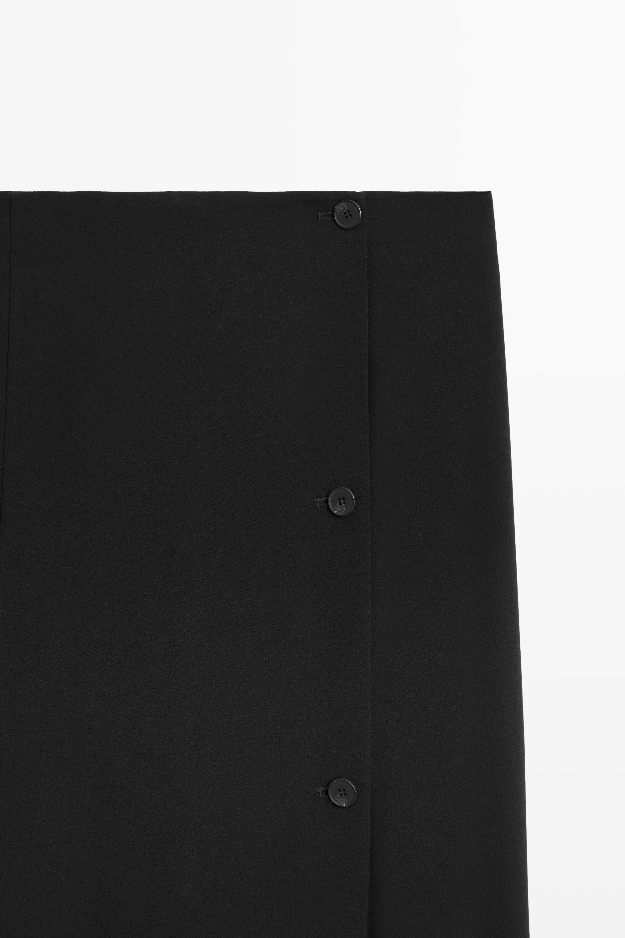 Midi skirt with button detail