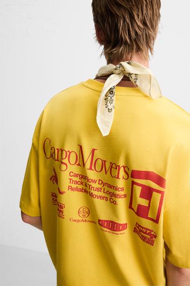 Zaras T-SHIRT MED KOMBINERAT TRYCK - Senapsgul