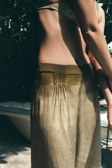 PANTALON IMPRIMÉ À PLIS TAILLE - Marron clair de Zara - Image 1