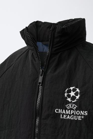 BLOUSON À CAPUCHE CACHÉE DÉPERLANT UEFA CHAMPIONS LEAGUE ® - Noir de Zara - Image 4