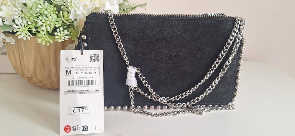 STUDDED BLACK CROSSBODY BAG - Image 2