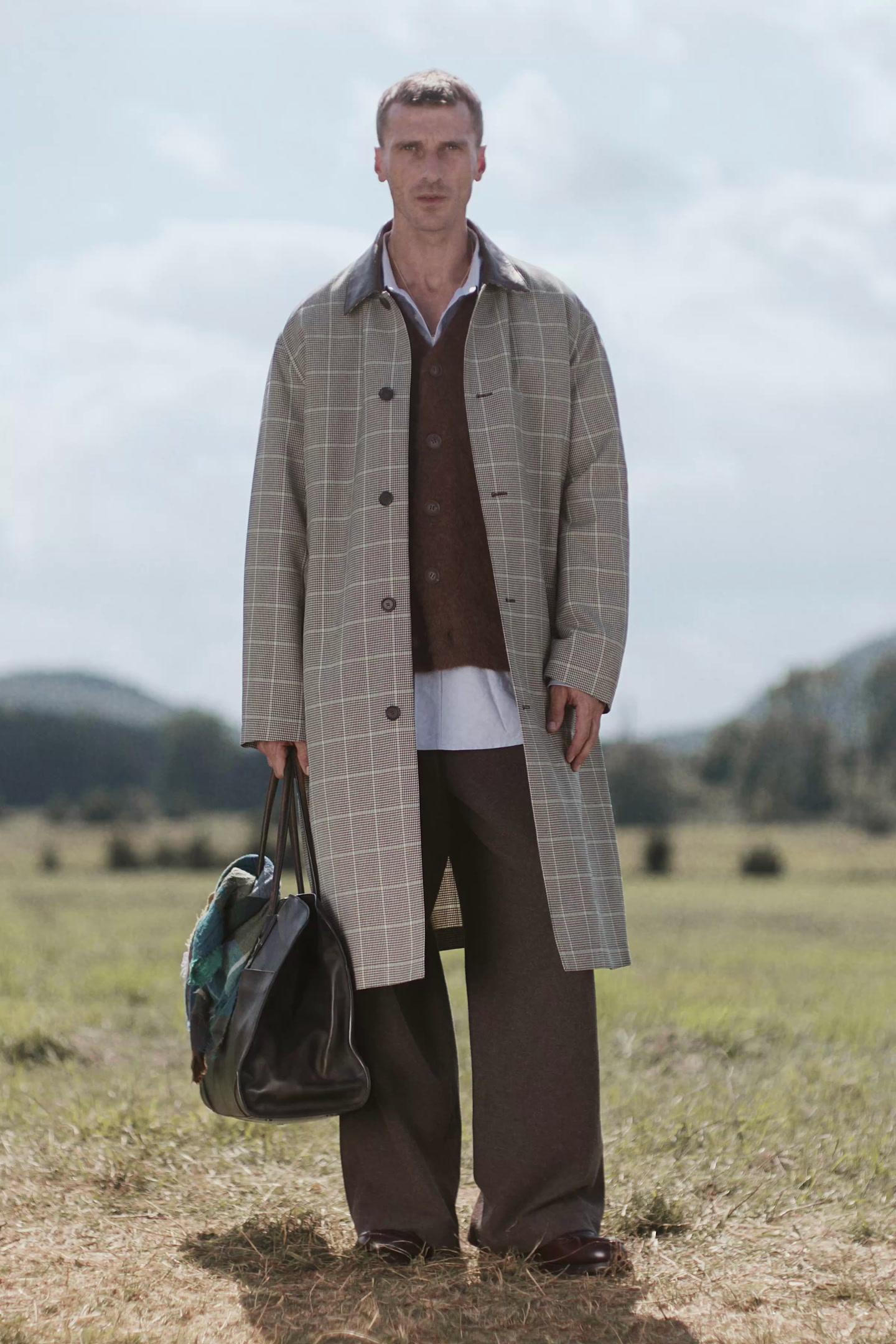 コントラストレザーチェック柄トレンチコート LIMITED EDITION