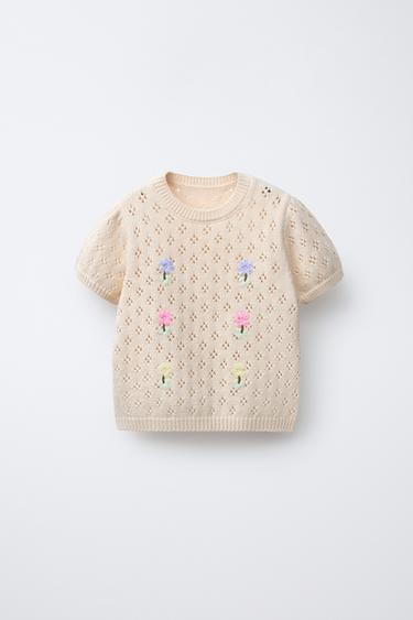 CUTWORK KNIT TOP WITH EMBROIDERED FLOWERS - Ecru by Zara