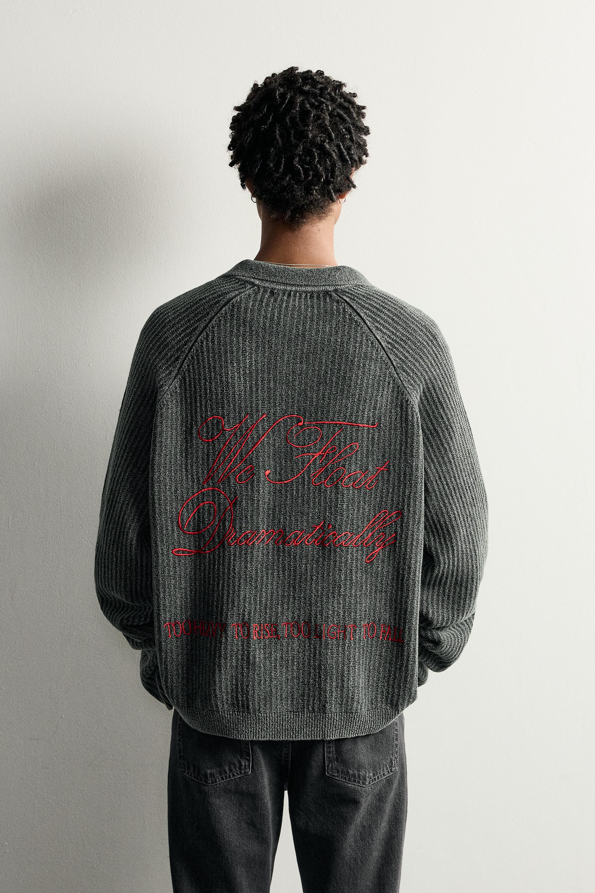 POLO EN MAILLE À ZIP ET BRODERIES