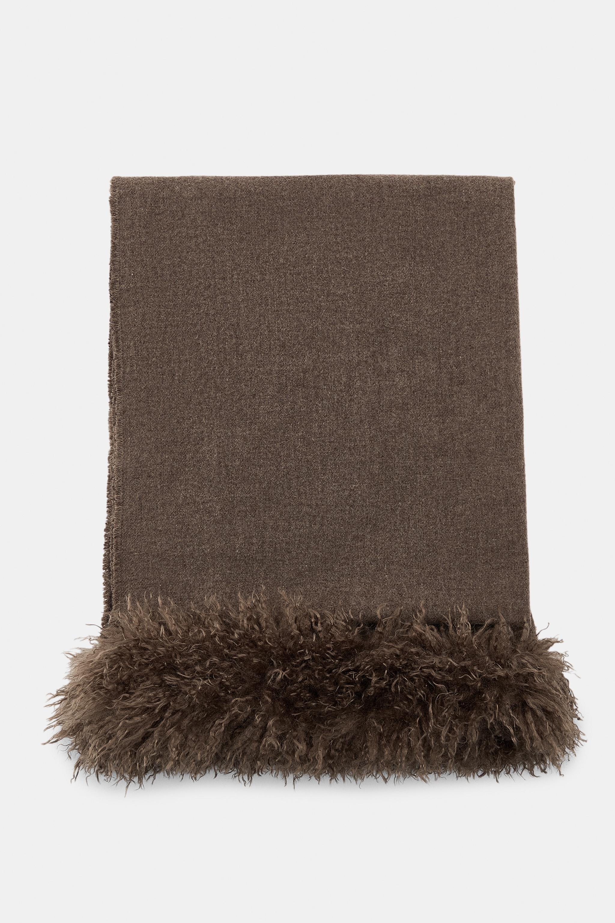WOOL SCARF WITH FAUX FUR EFFECT