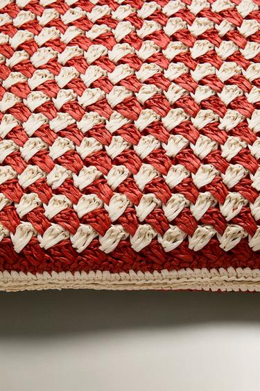 HOUSSE COUSSIN CROCHET - Écru / Rouge de Zara - Image 2