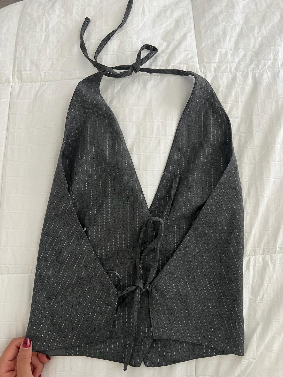 TIED PINSTRIPE VEST TOP - Image 5