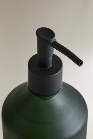 (1 L) VIBRANT WOOD LIQUID BODY SOAP - Green by Zara - Image 3