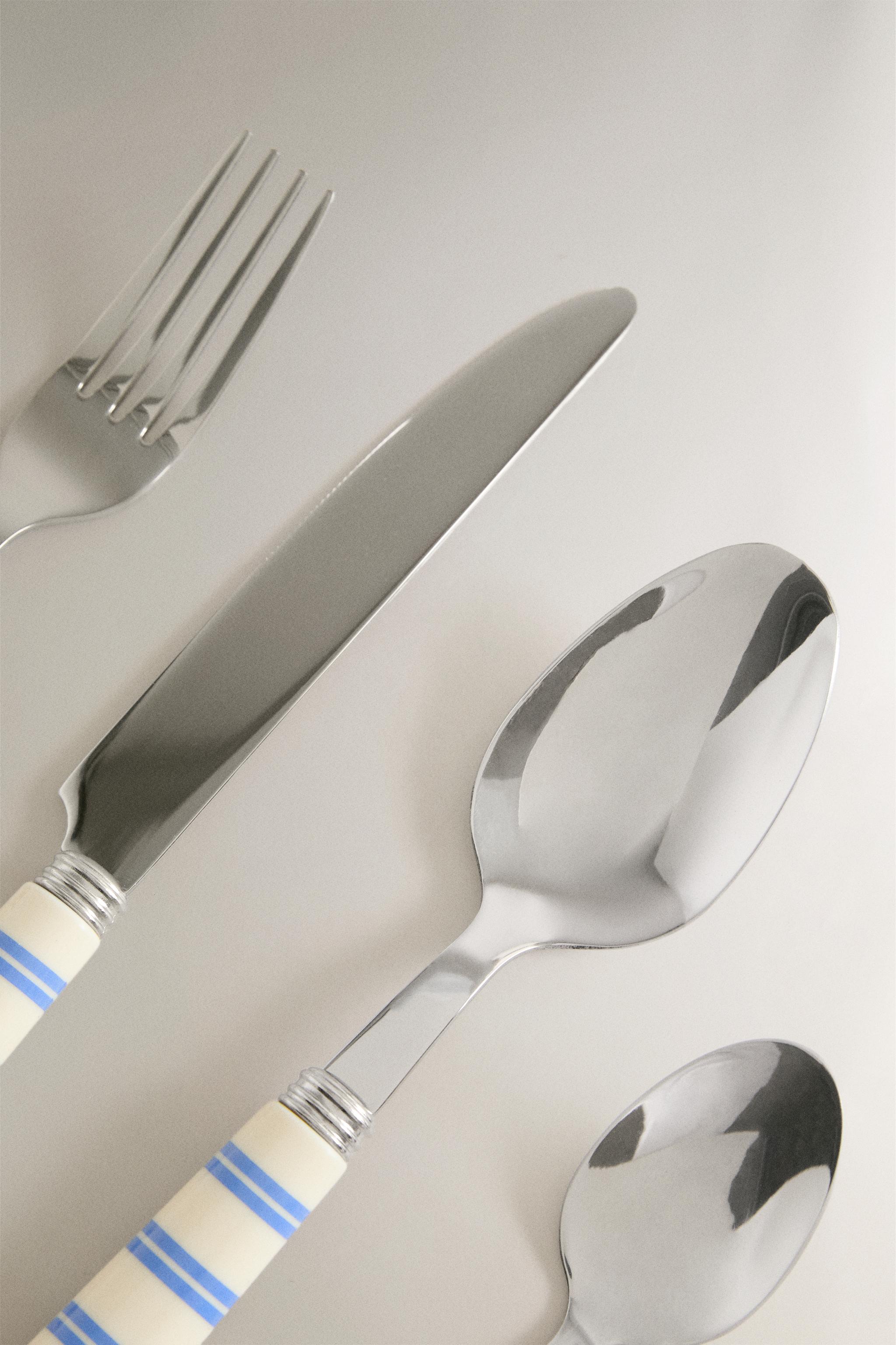 STRIPED HANDLE FLATWARE SET (SET OF 4) — Blue