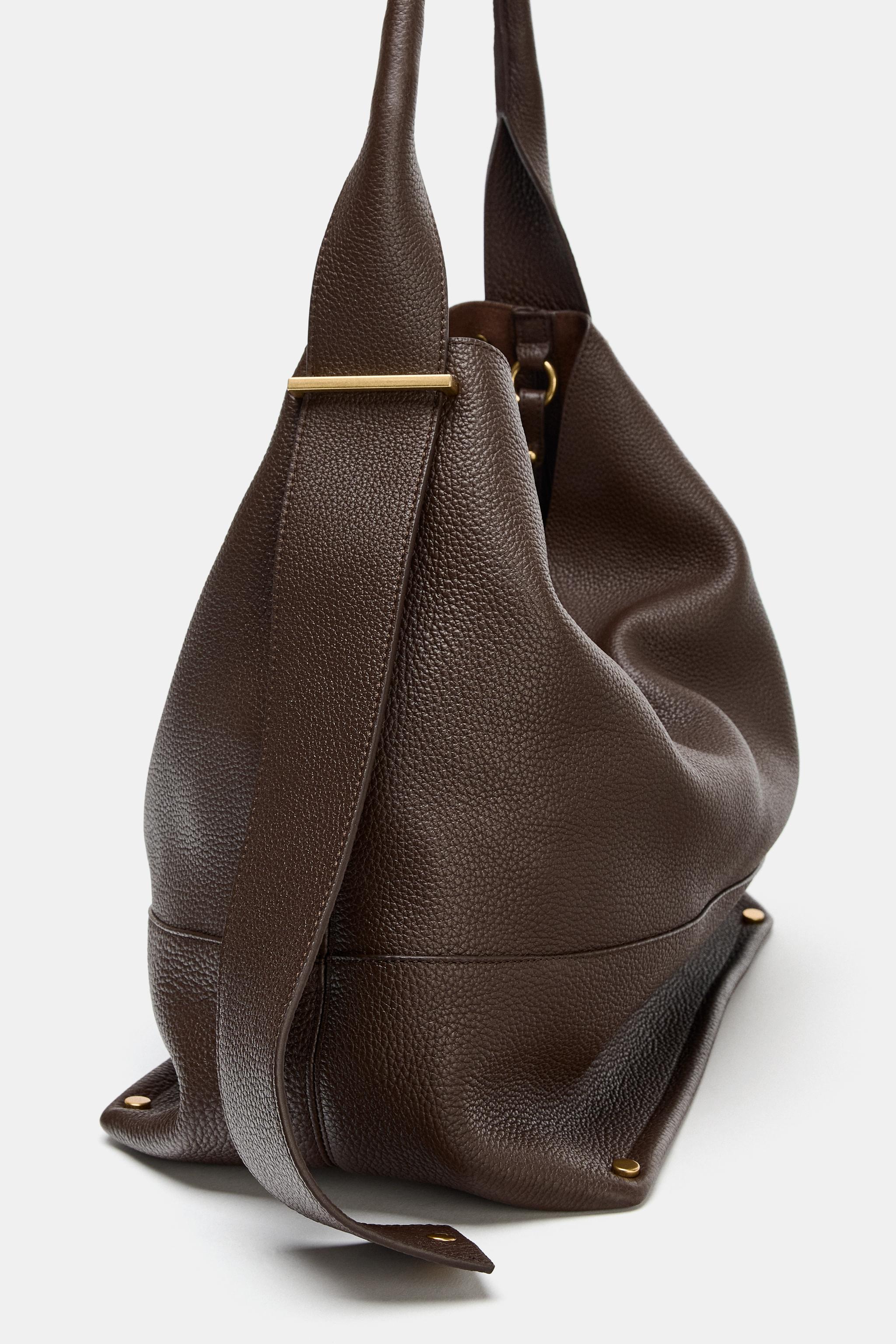 LEATHER MAXI BUCKET BAG