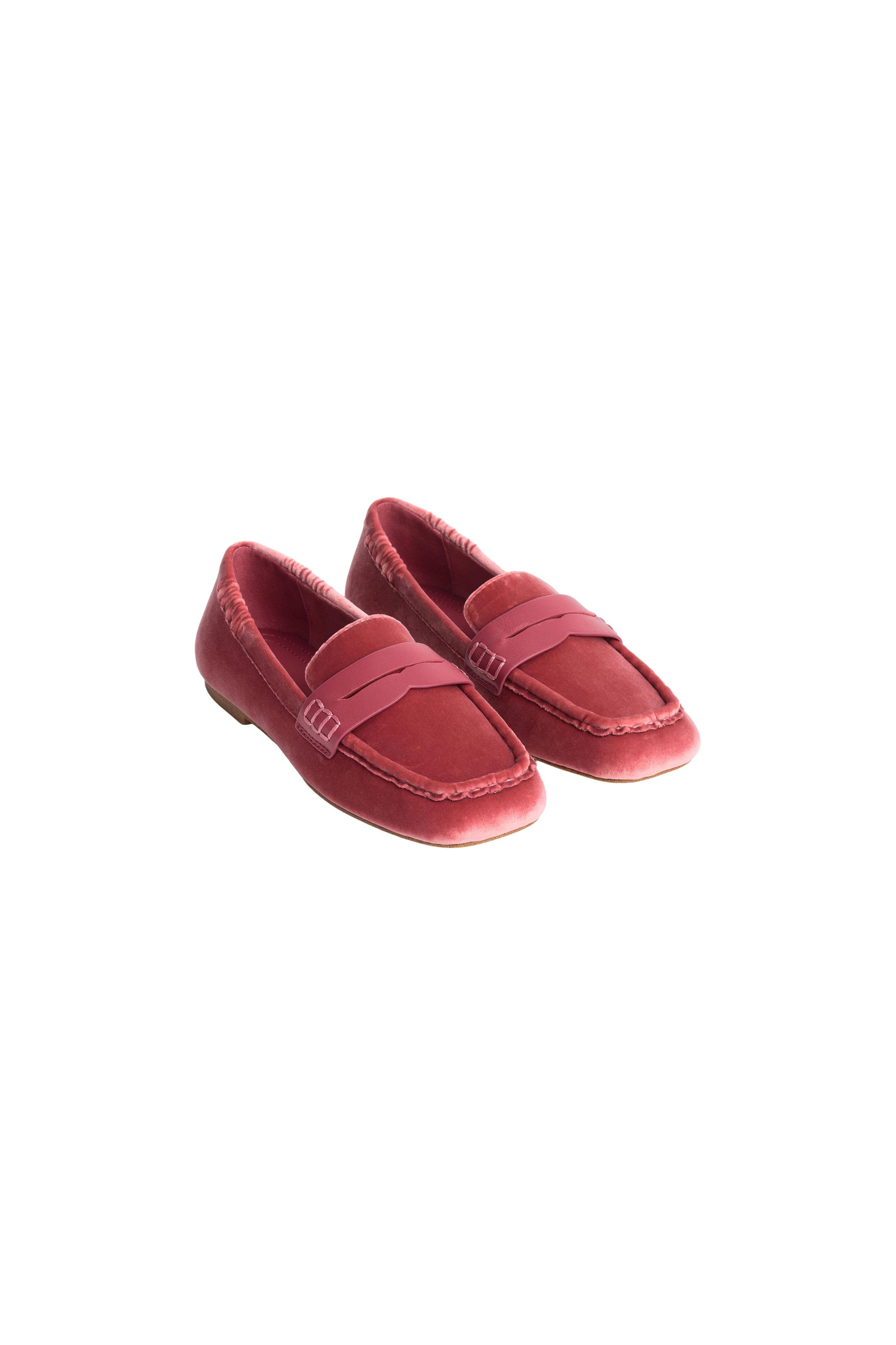 LIMITED EDITION VELVET LOAFERS