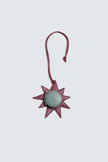 PORTA-MOEDAS DE COURO COM PINGENTE SAMUEL DE SABOIA X ZARA - Azul-celeste da Zara