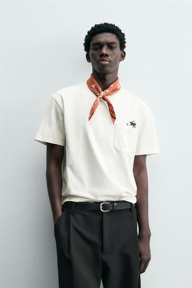 CAMISETA BORDADO BOLSILLO - Blanco de Zara