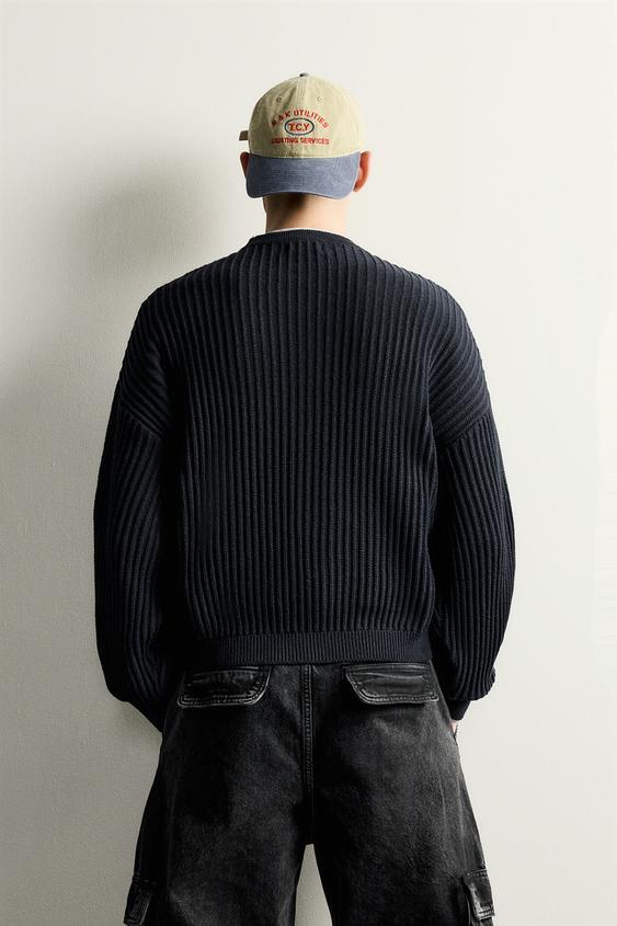 PULL COUPE BOXY STRUCTURÉ - Bleu marine de Zara - Image 2