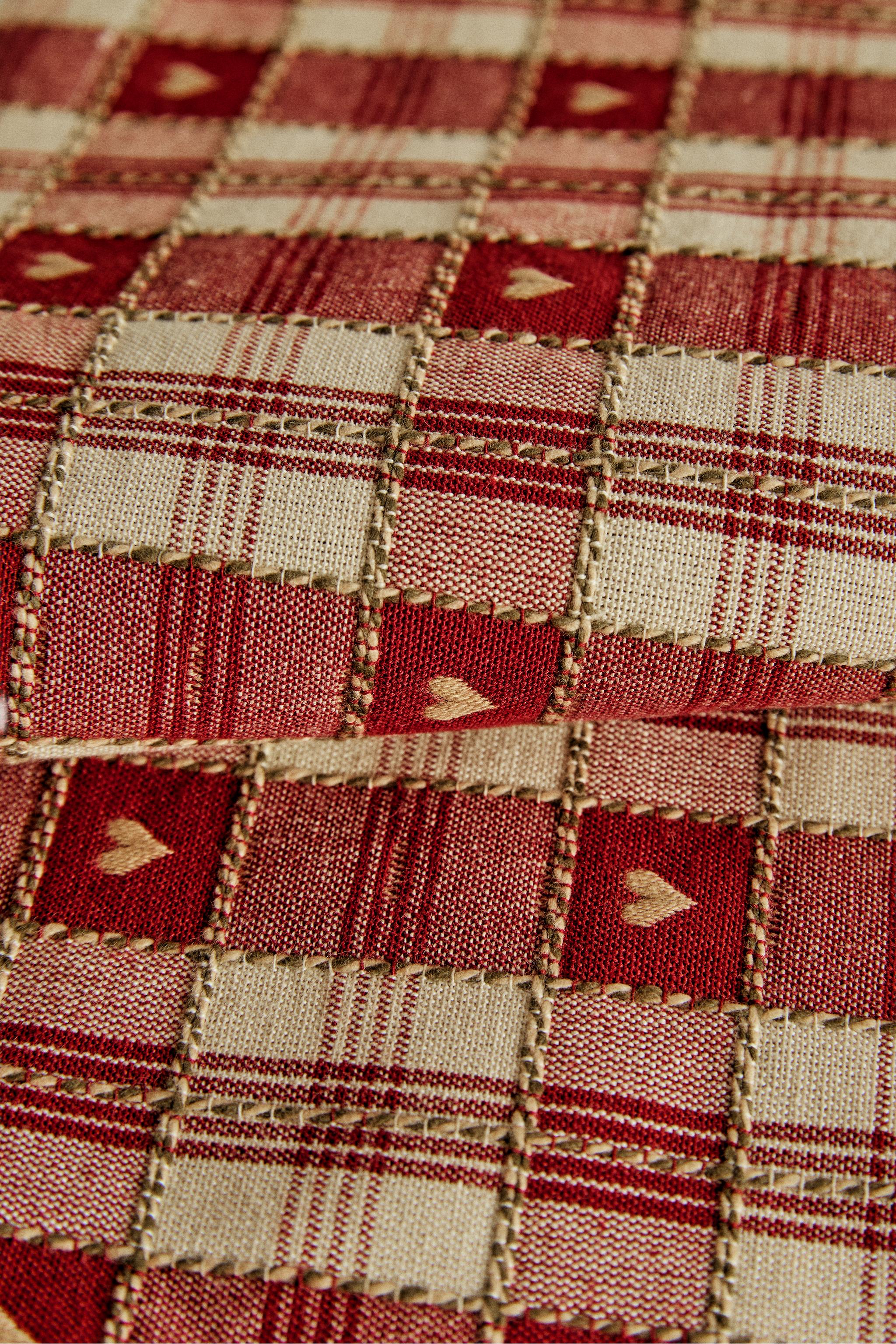 CHRISTMAS CHECK AND HEART COTTON PLACEMAT (PACK OF 2)