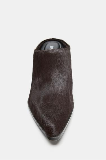 MULES À TALONS EN CUIR AVEC EFFET FOURRURE - Marron de Zara - Image 5