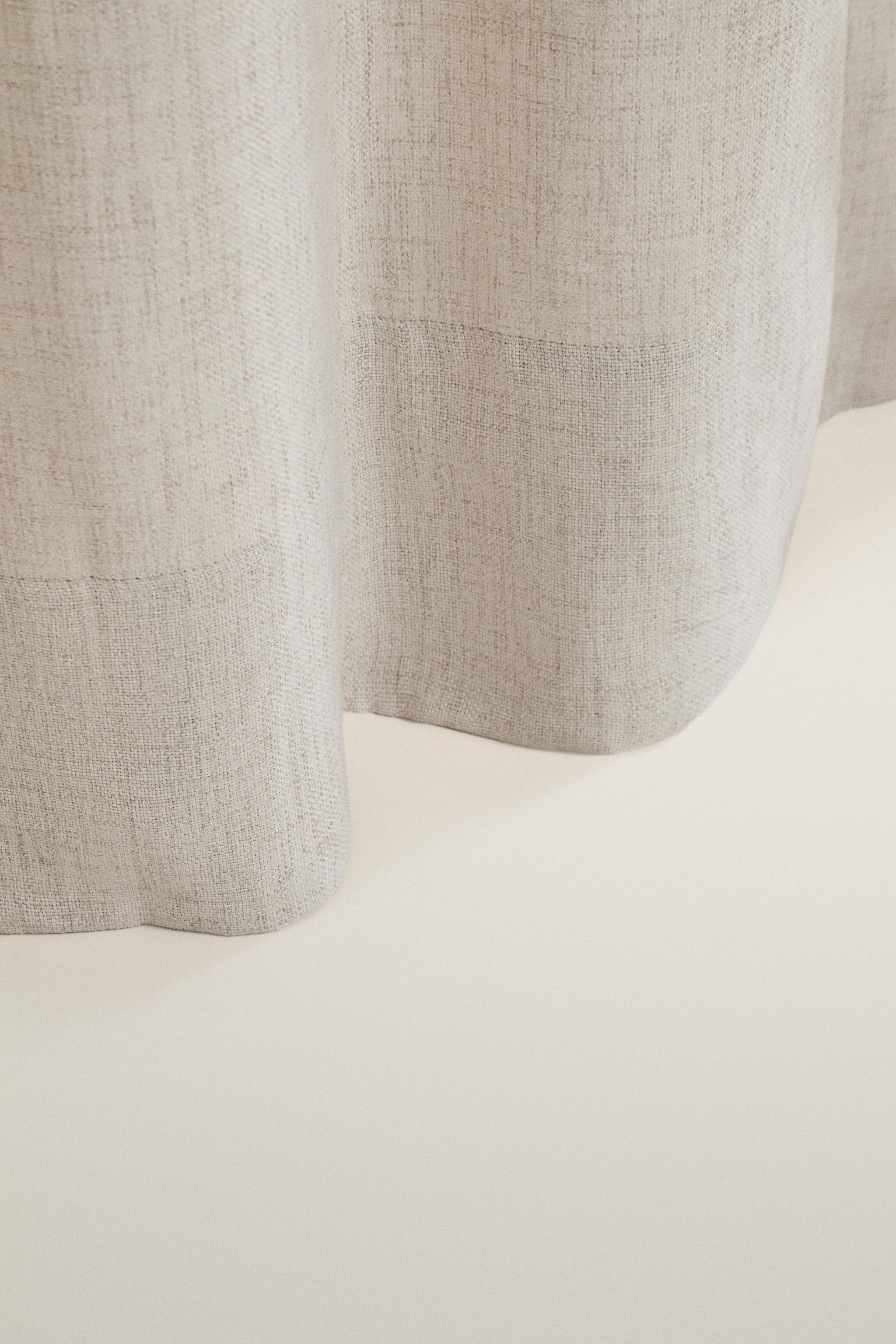 TEXTURED CURTAIN