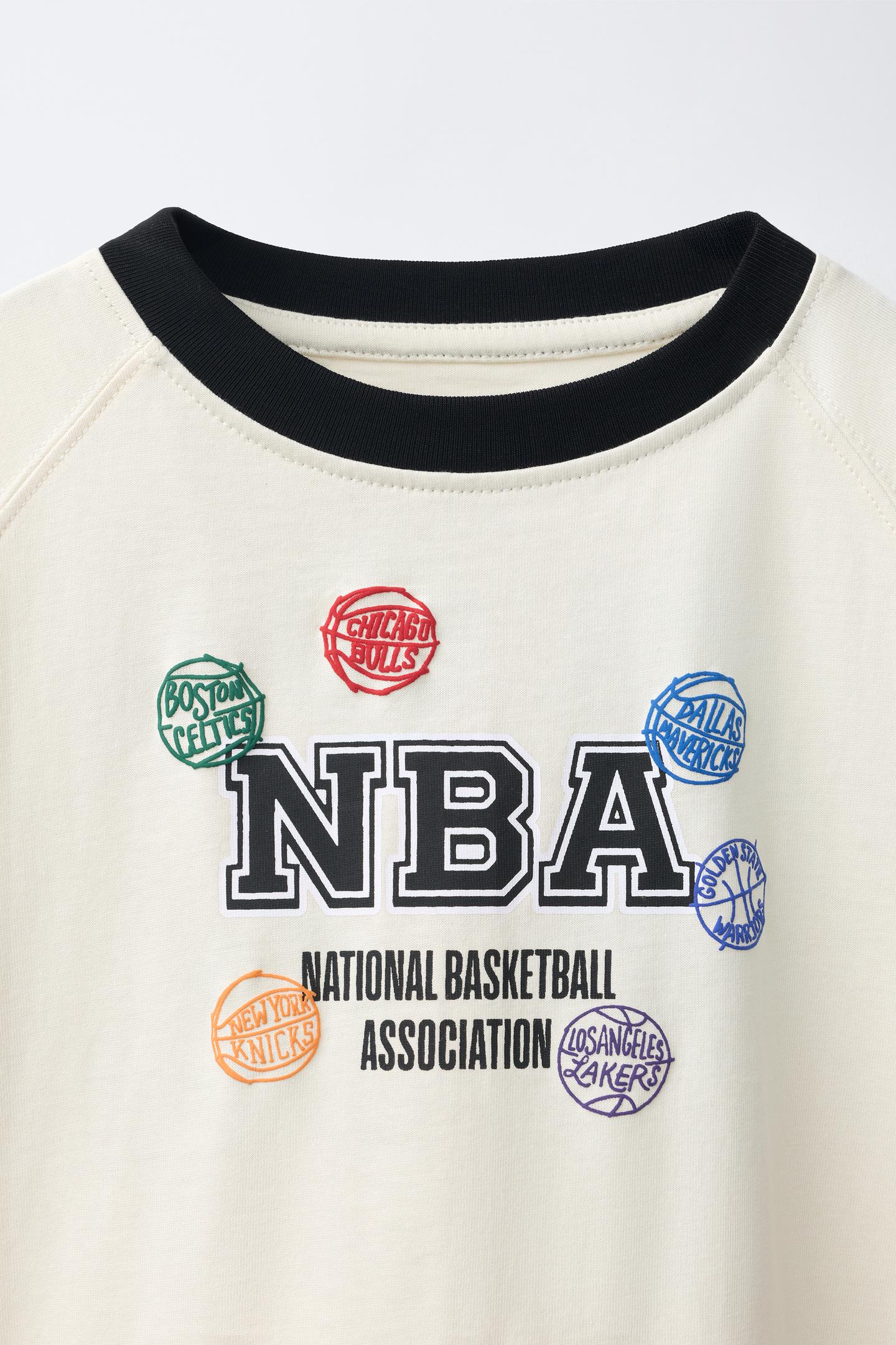 Детская футболка Zara NBA - Multi Teams Print, цвет: Экрю — фото 3