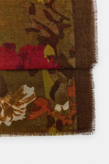 FOULARD À IMPRIMÉ FLORAL - Kaki de Zara - Image 3