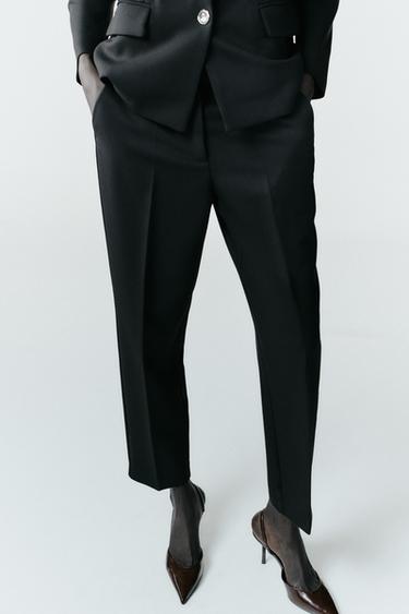 PANTALÓN RECTO RAYA PLANCHADA - Negro de Zara
