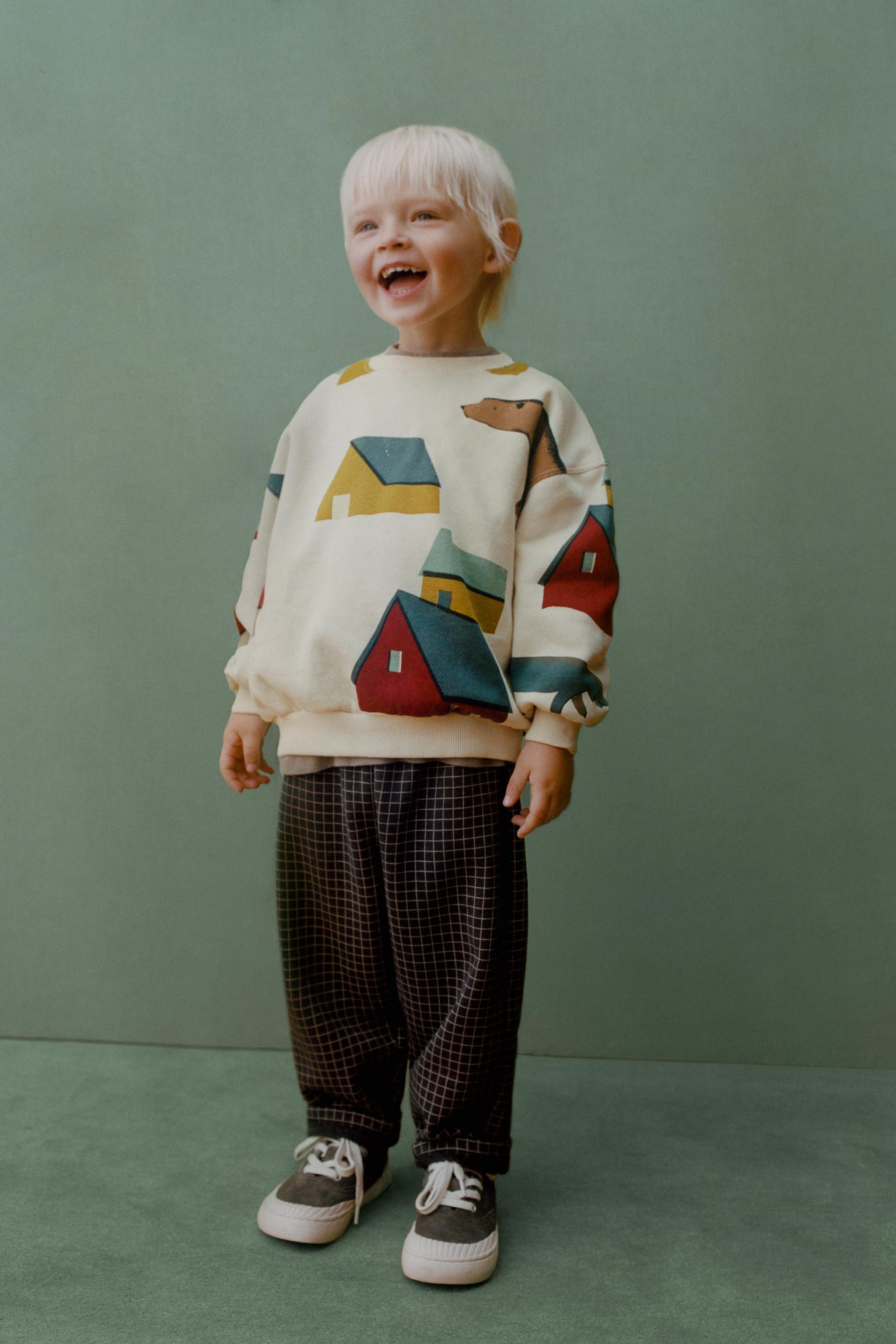 HOUSE PRINT SWEATSHIRT