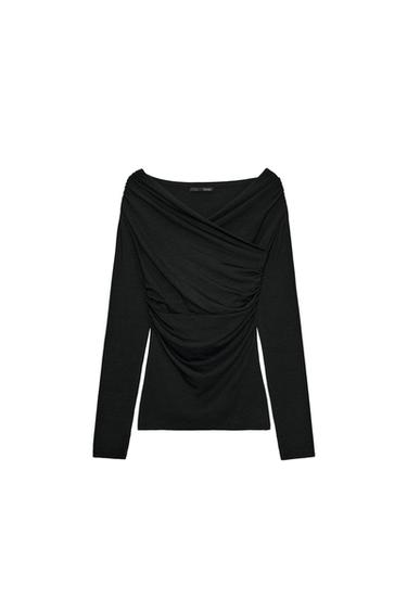 TOP DRAPEADO ESCOTE CRUZADO - Negro de Zara