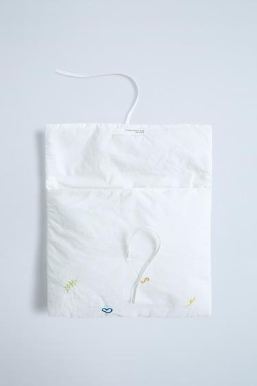 PADDED EMBROIDERED ENVELOPE BAG - White by Zara - Image 1