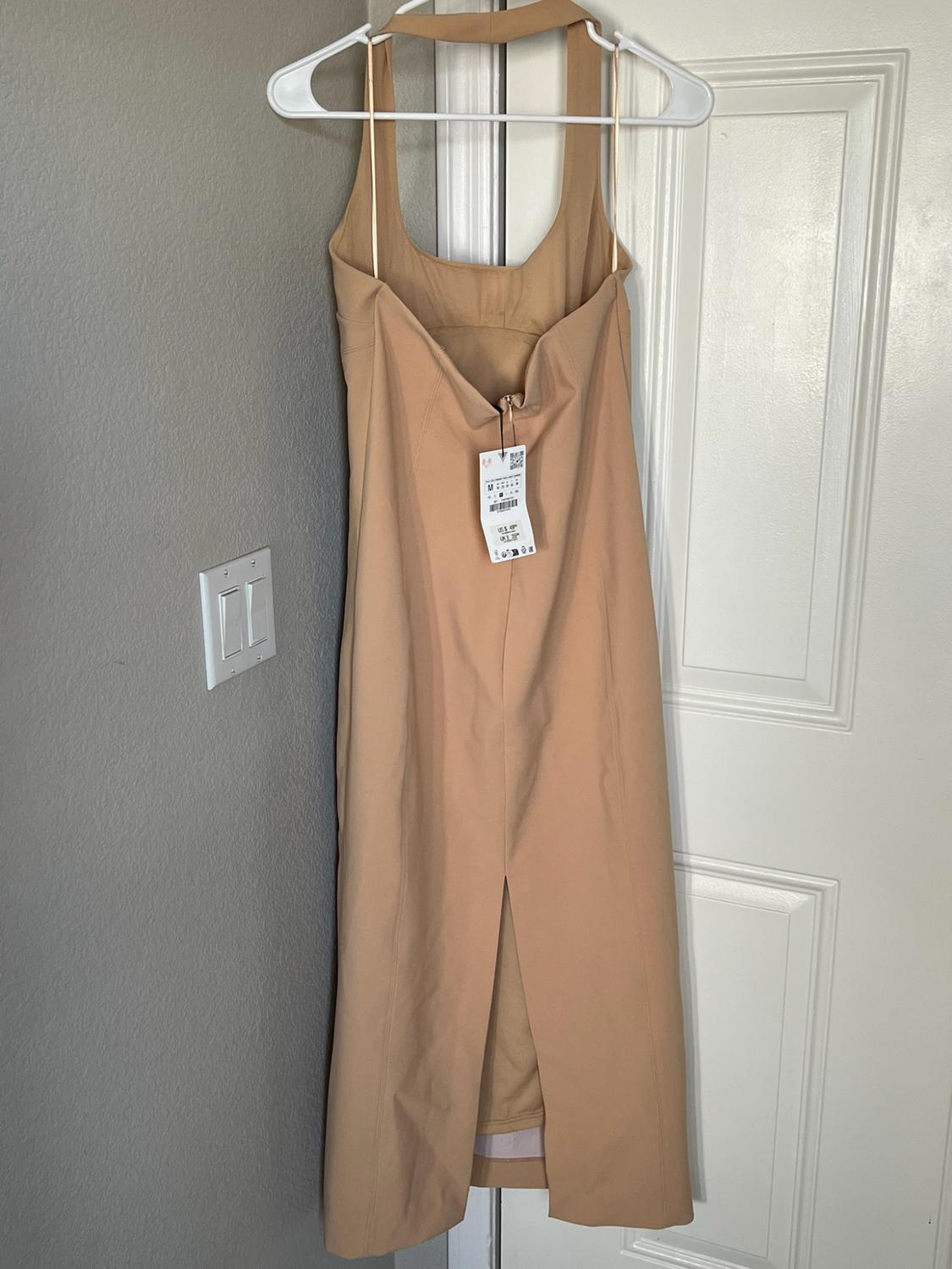 FITTED HIGH NECK DRESS - Image 4