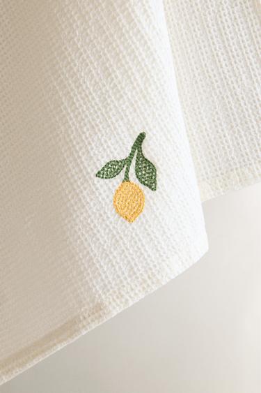 PACK OF WAFFLE-KNIT TEA TOWELS (PACK OF 2) - Green by Zara - Image 2