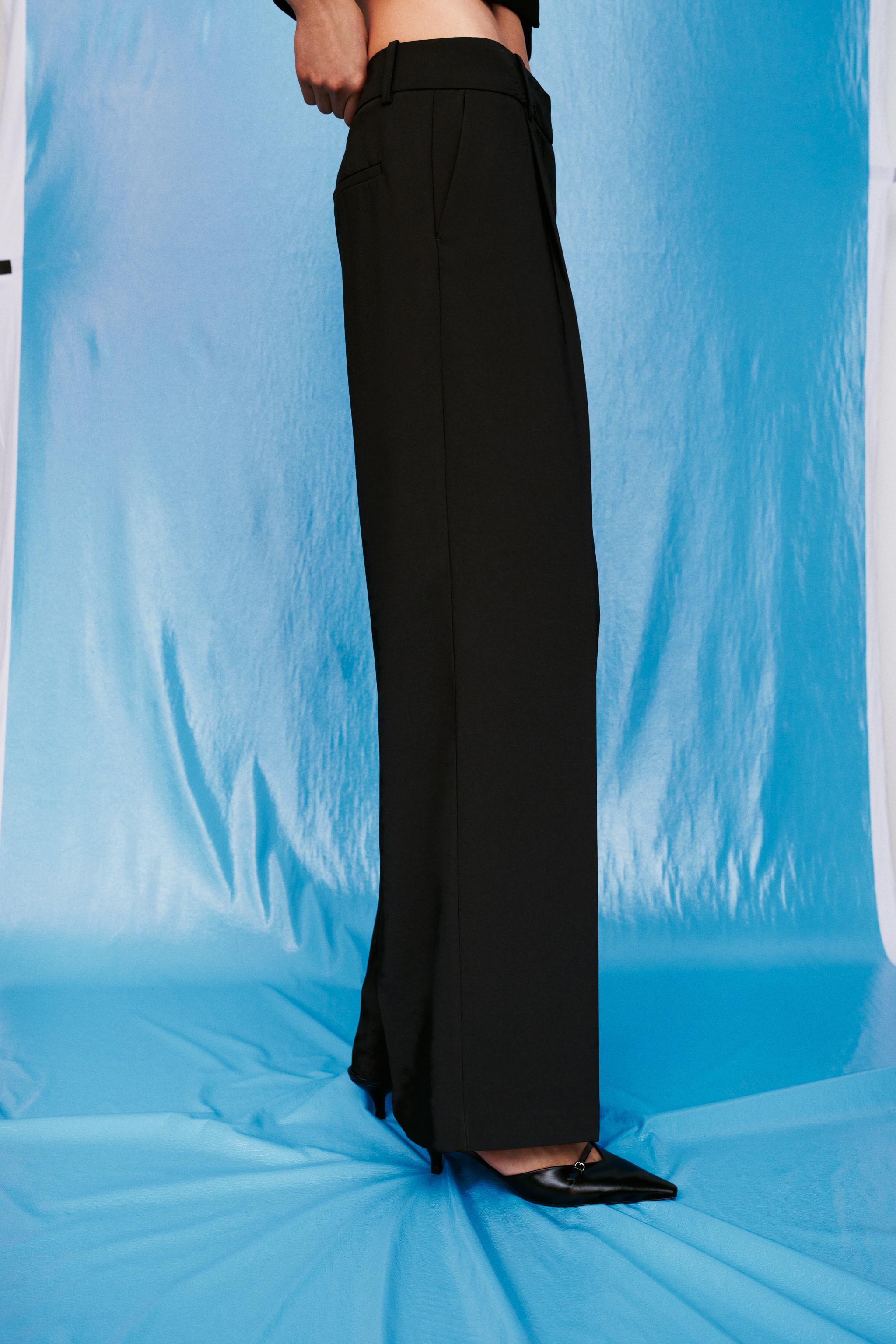 WIDE LEG PANTS WITH DARTS - Black