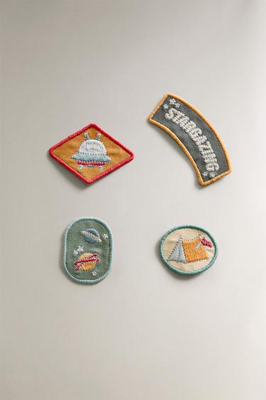 PACK OF CHILDREN'S SPACE PATCHES (PACK OF 4) - Multicoloured by Zara - Image 0