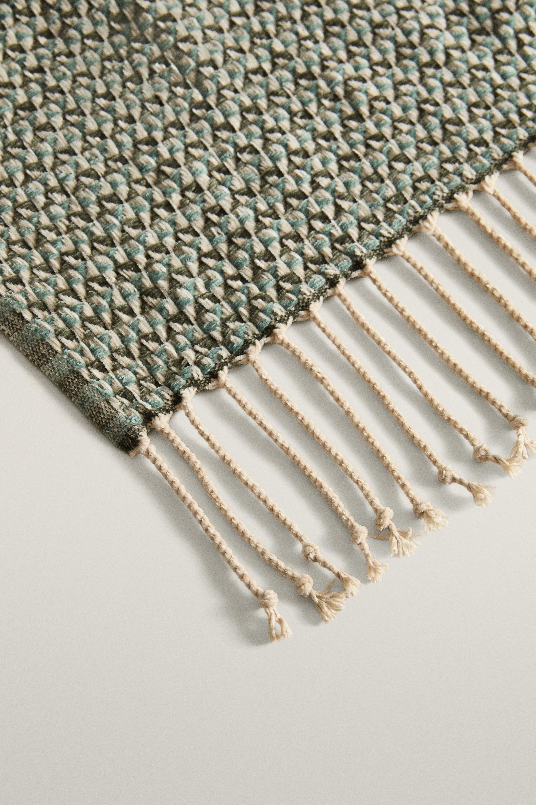 GEOMETRIC CHENILLE BLANKET