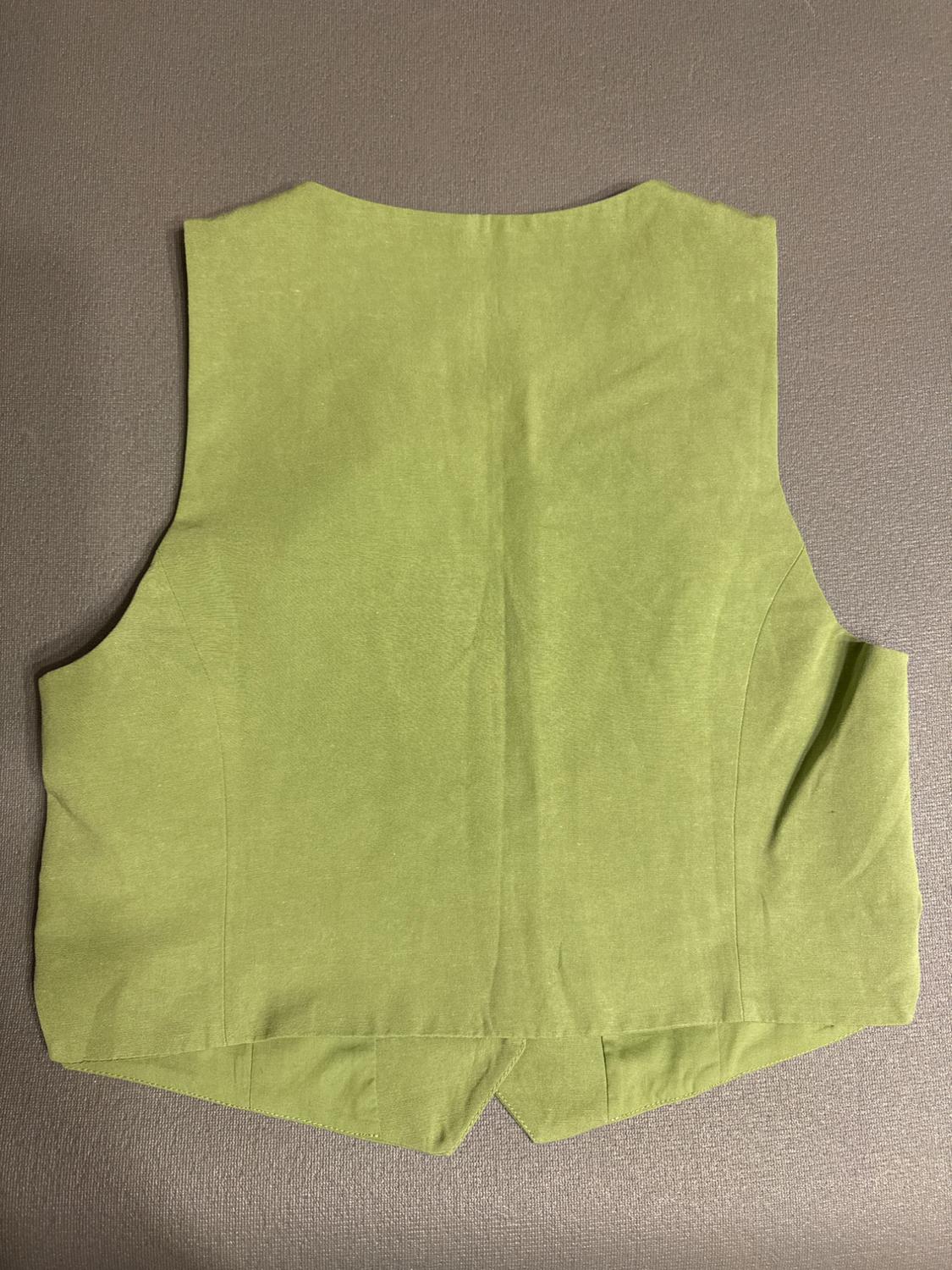 VEST WITH SLITS - Image 2