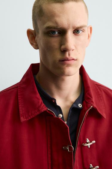 BLOUSON COUPE CARRÉE À BRANDEBOURGS - Rouge / Noir de Zara - Image 6