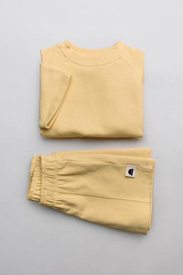 JOGGINGANZUG ETIKETT - Gelb von Zara