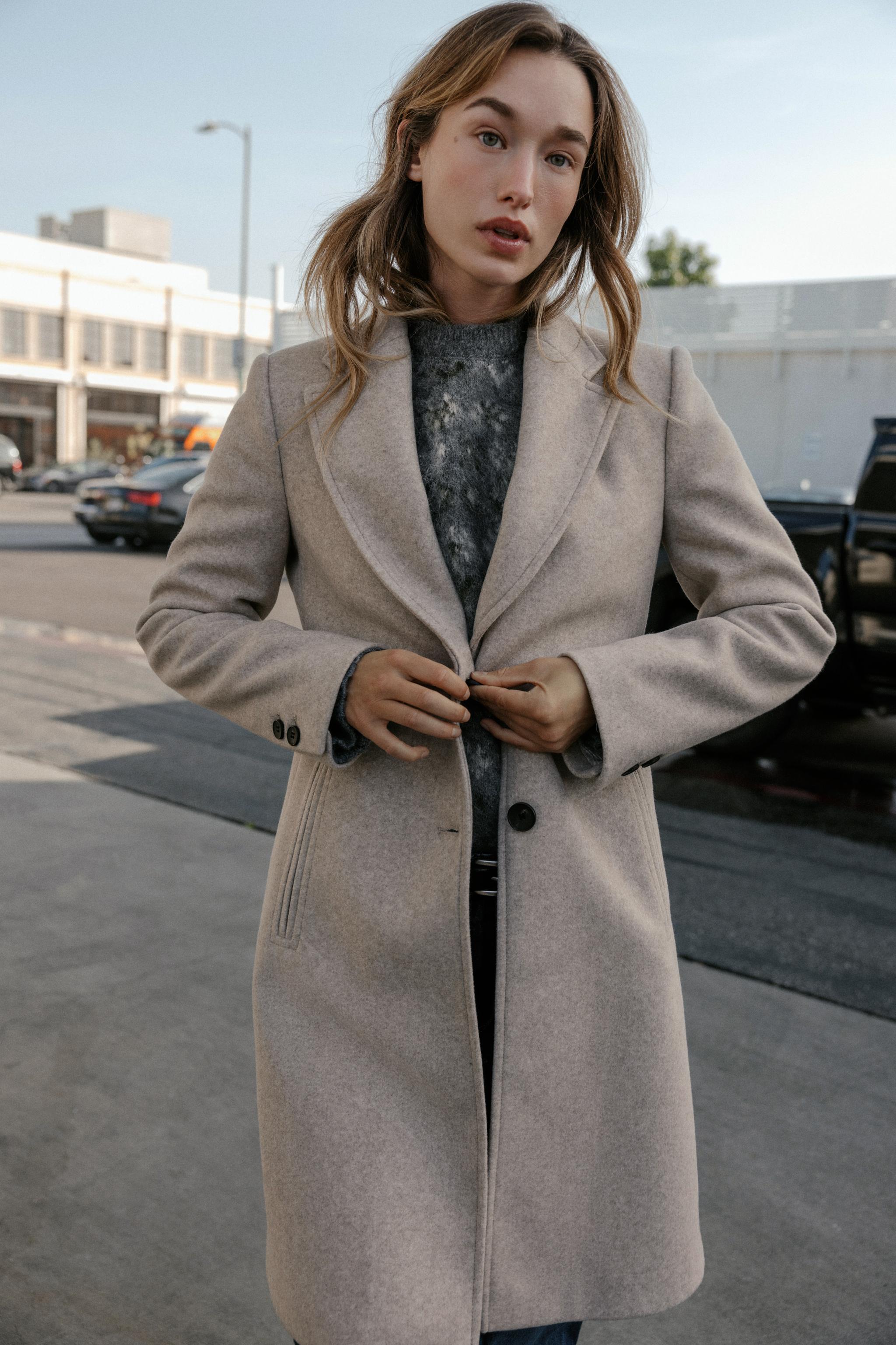 ソフトショルダーパッドコート　ZARA ソフトショルダーパッドコート - ブラウン | ZARA Japan / 日本